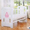 Drewniane białe łóżeczko dla niemowląt 120x60cm Glamour biało-różowe