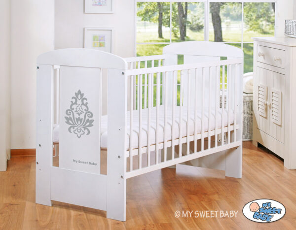 Drewniane białe łóżeczko dla niemowląt 120x60cm Glamour biało-szare