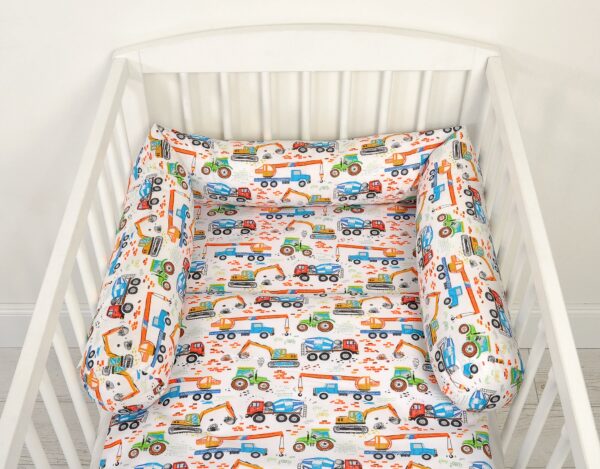 Ochraniacz wałek do łóżeczka niemowlęcego – Plac budowy