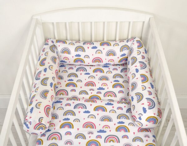 Ochraniacz wałek do łóżeczka niemowlęcego – tęcza