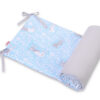 Uniwersalny dwustronny ochraniacz do łóżeczka – króliczki niebieskie