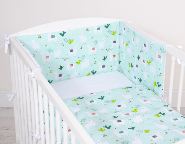 Uniwersalny dwustronny ochraniacz do łóżeczka – lamy miętowe/biały