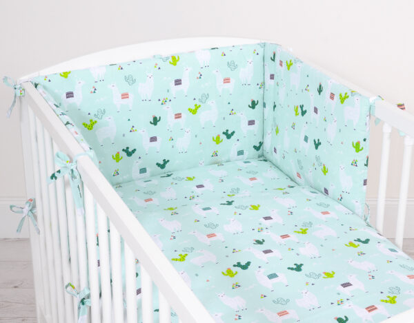 Uniwersalny ochraniacz do łóżeczka – lamy miętowe
