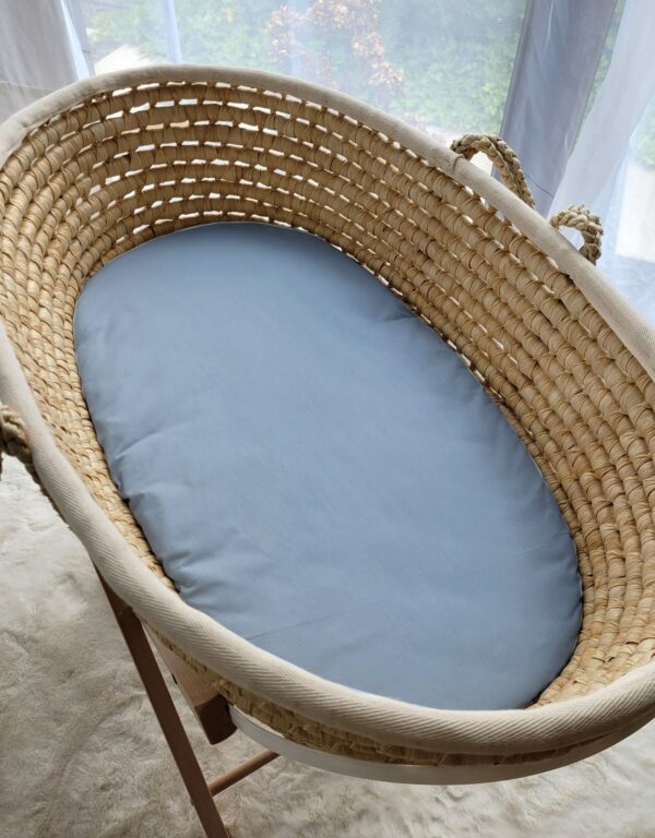 Prześcieradło bawełniane do kosza Mojżesza Boho wózka gondoli 75×35 cm – brudny niebieski