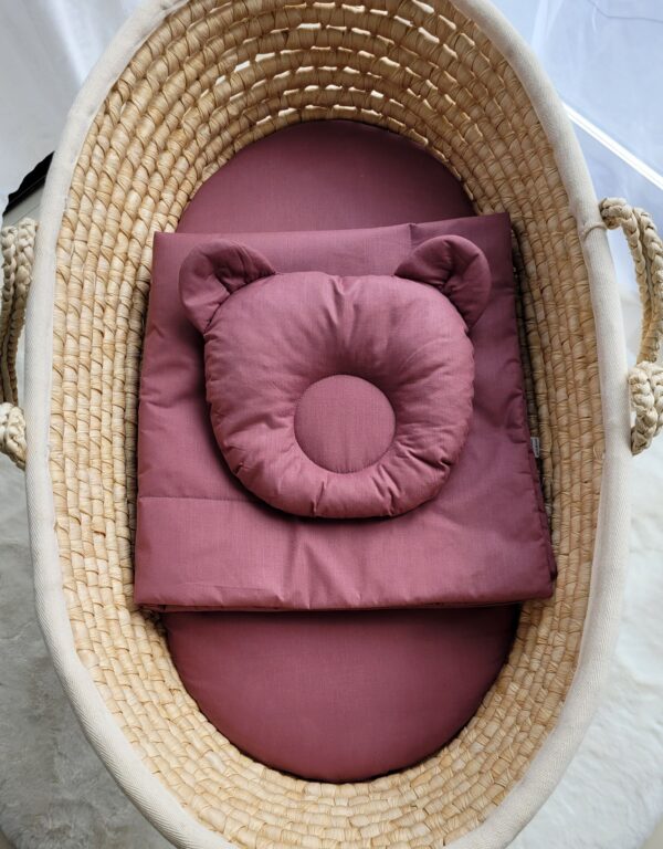 Pościel dla niemowląt z wypełnieniem kołderka i poduszka profilowana Miś – zestaw 2cz. – róż retro