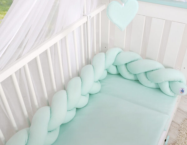 Ochraniacz warkocz pleciony do łóżeczka -miętowy