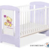 Drewniane łóżeczko dla niemowląt 120x60cm Miś z kokardką biało-fioletowe