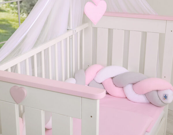 Ochraniacz warkocz pleciony do łóżeczka – biało-szaro-różowy