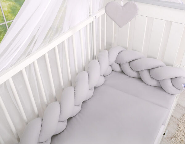 Ochraniacz warkocz pleciony do łóżeczka – szare