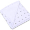Duży otulacz dla niemowląt do fotelika nosidełka wózka dwustronny – Gwiazdki szare na białym tle