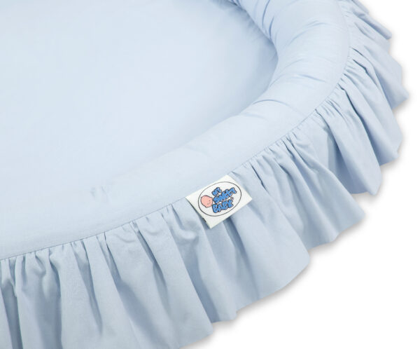 Gniazdko z falbanką – niebieskie