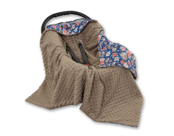 Duży otulacz dla niemowląt do fotelika nosidełka wózka dwustronny – lisia rodzinka na granacie