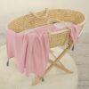 Muślinowy kocyk dla niemowląt z chwostami – pastel pink