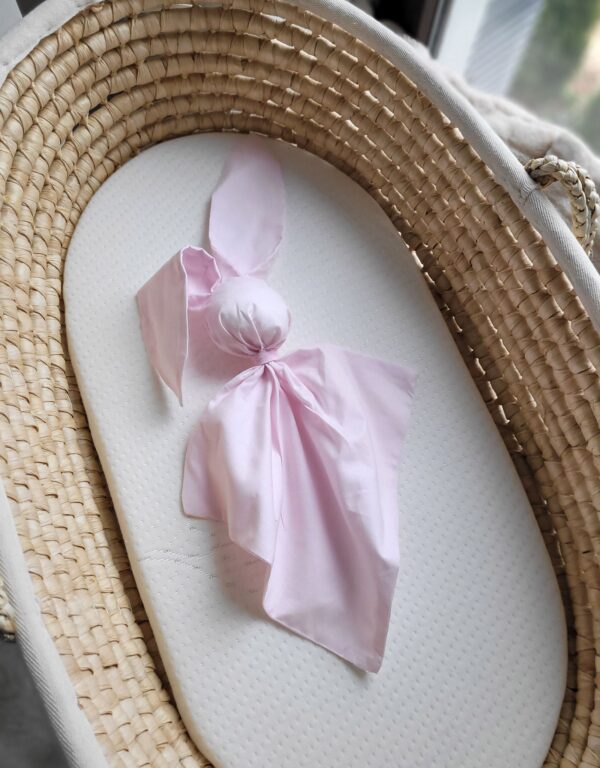 Miękka przytulanka kocyk króliczek z bawełny – Różowy