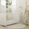 Drewniane białe łóżeczko dla niemowląt 120x60cm Matteo z pełnym frontem