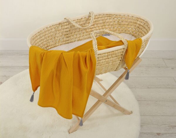 Muślinowy kocyk dla niemowląt z chwostami – musztardowy