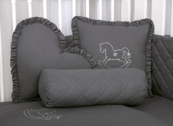 Dekoracyjna poduszka z aplikacją – antracyt