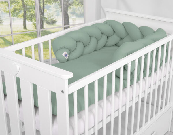 Ochraniacz warkocz pleciony do łóżeczka – szałwia