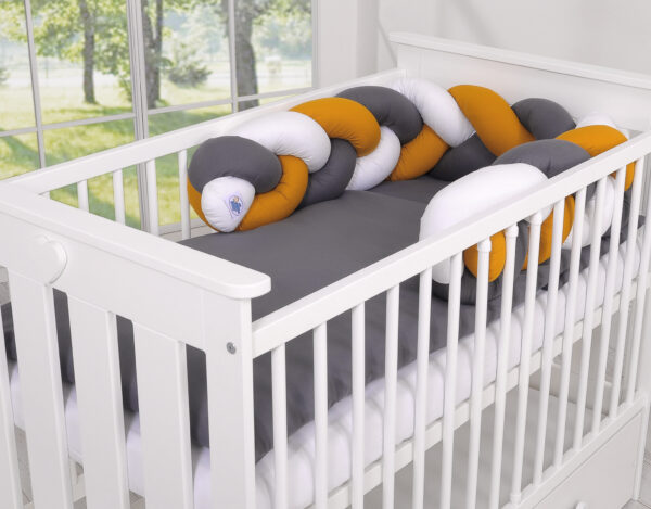 Ochraniacz warkocz pleciony do łóżeczka – biały-musztardowy-antracyt